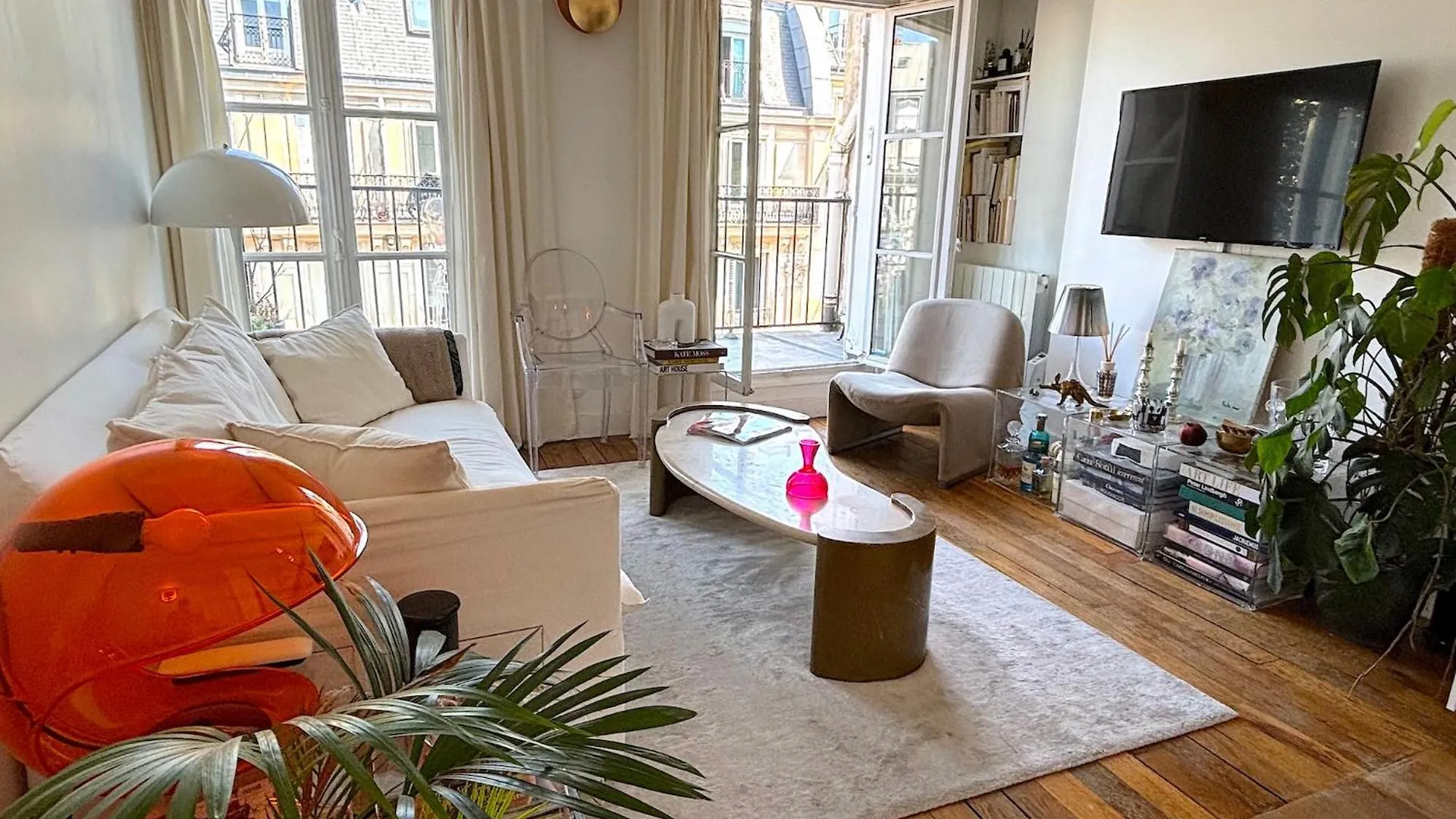 L'Appartement Colombier Paris 0*,
