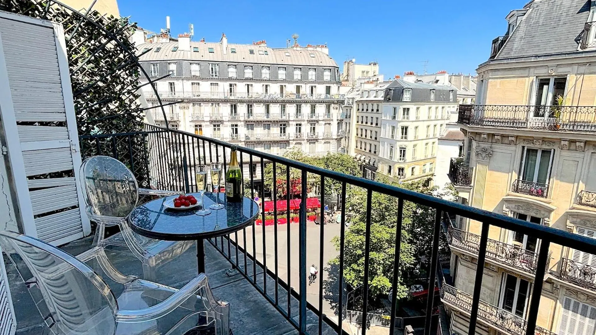 L\'Appartement Colombier contacts